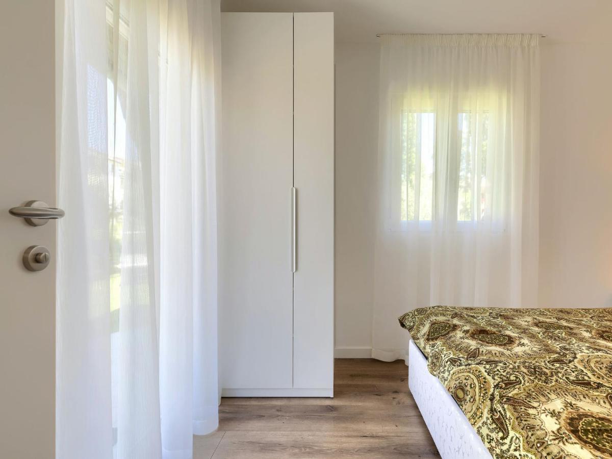 Holiday Home Punta 2 By Interhome Umag Exteriör bild