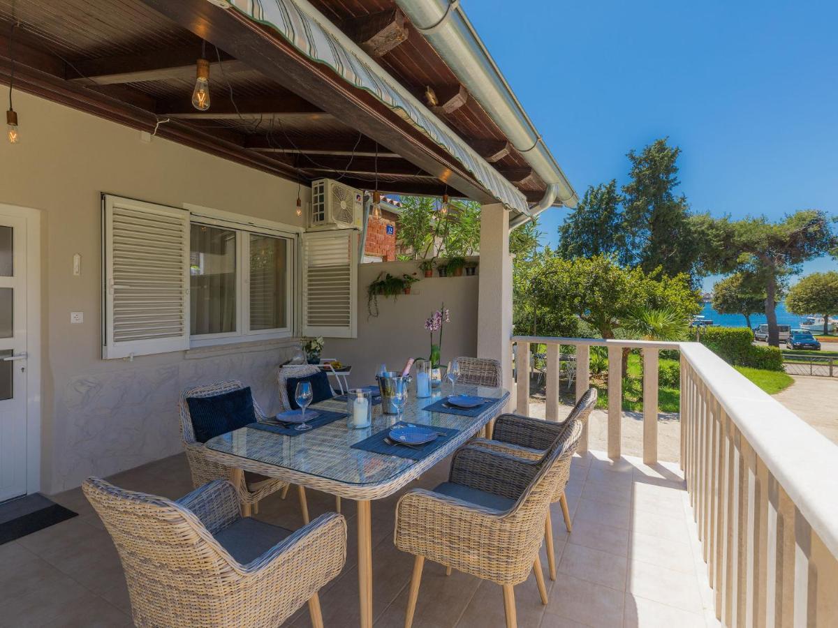 Holiday Home Punta 2 By Interhome Umag Exteriör bild