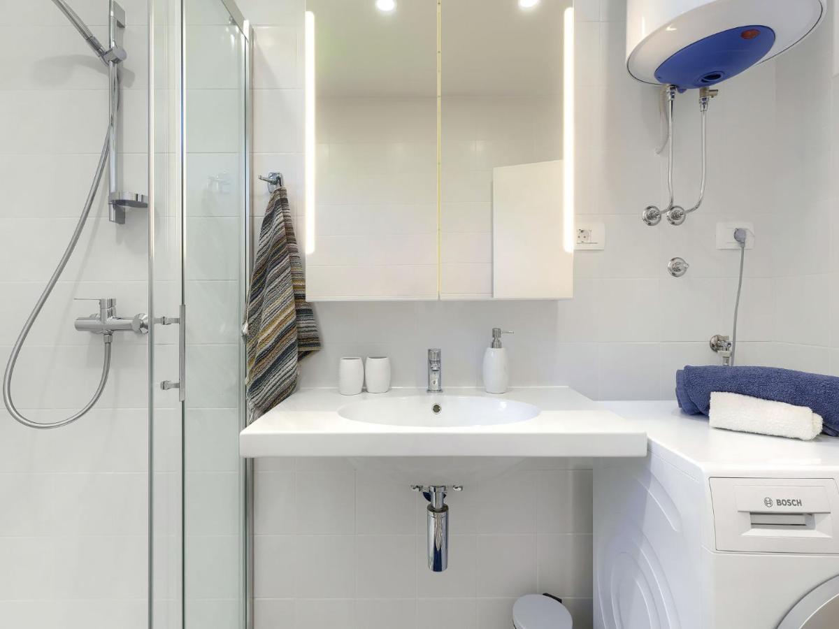Holiday Home Punta 2 By Interhome Umag Exteriör bild