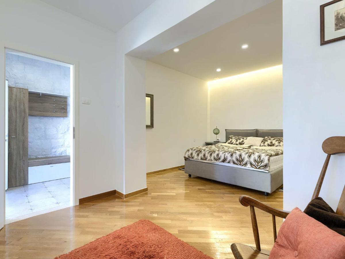 Holiday Home Punta 2 By Interhome Umag Exteriör bild